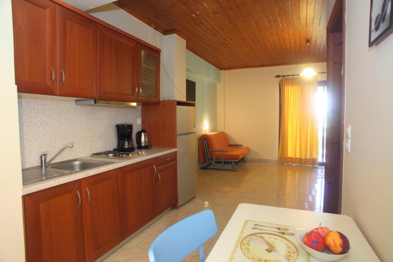 Vicky Apartments Nikiana Extérieur photo