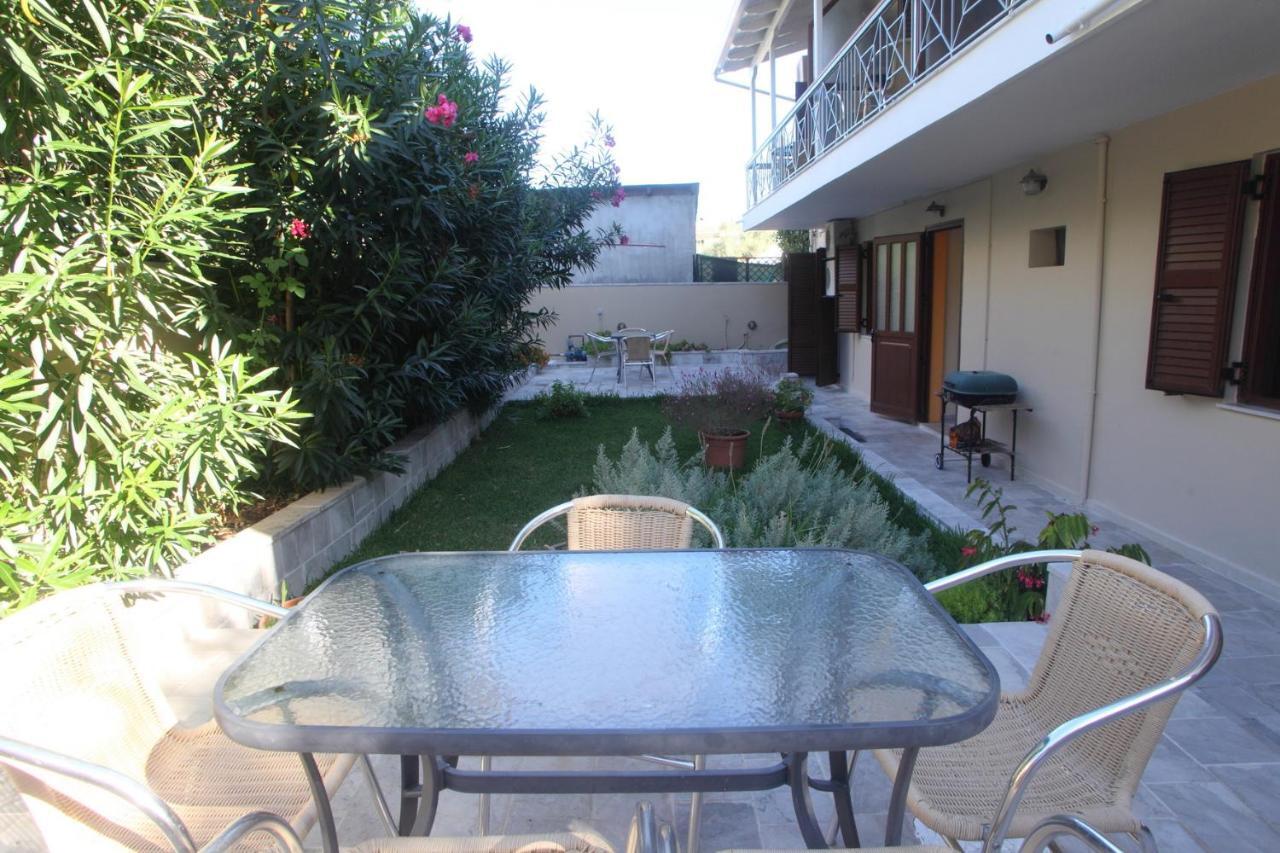 Vicky Apartments Nikiana Extérieur photo
